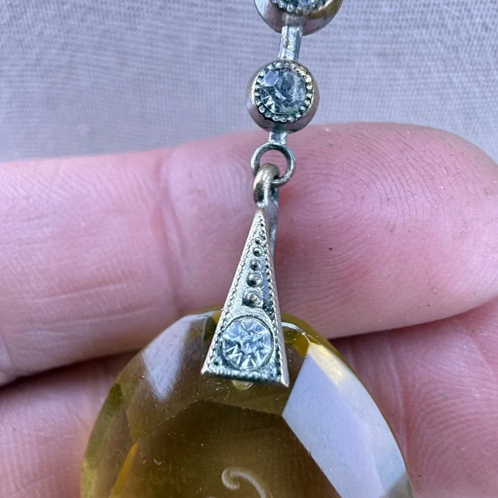 Vintage Intaglio Flower Necklace Faceted Yellow Glass Rhinestone Silver Tone 16